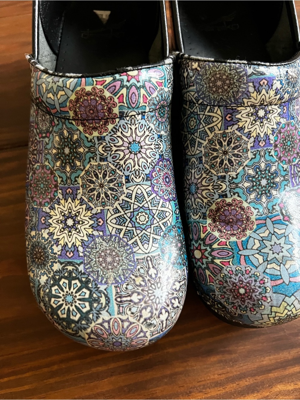 Patterned Dansko clogs - Picture 2 of 5